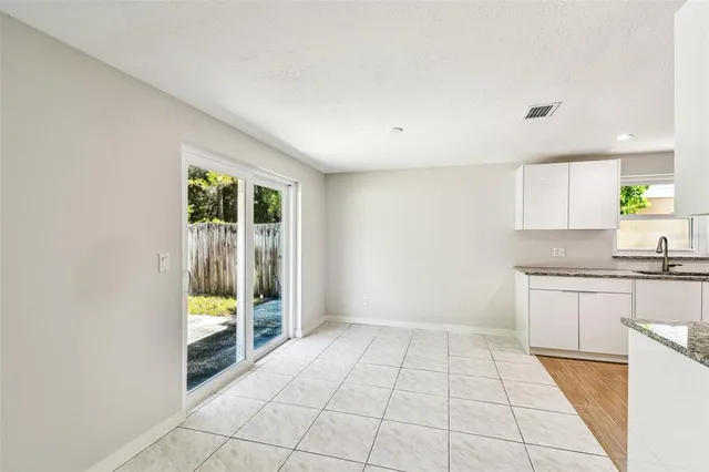 $400,000 | 16138 Manorwood Circle, Tampa, FL 33624