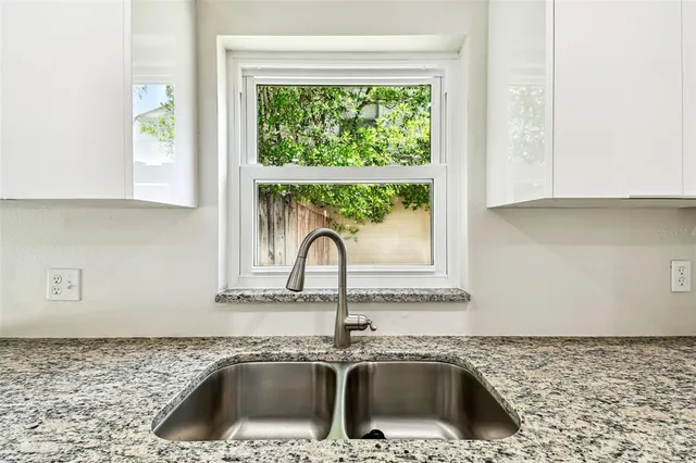 $400,000 | 16138 Manorwood Circle, Tampa, FL 33624