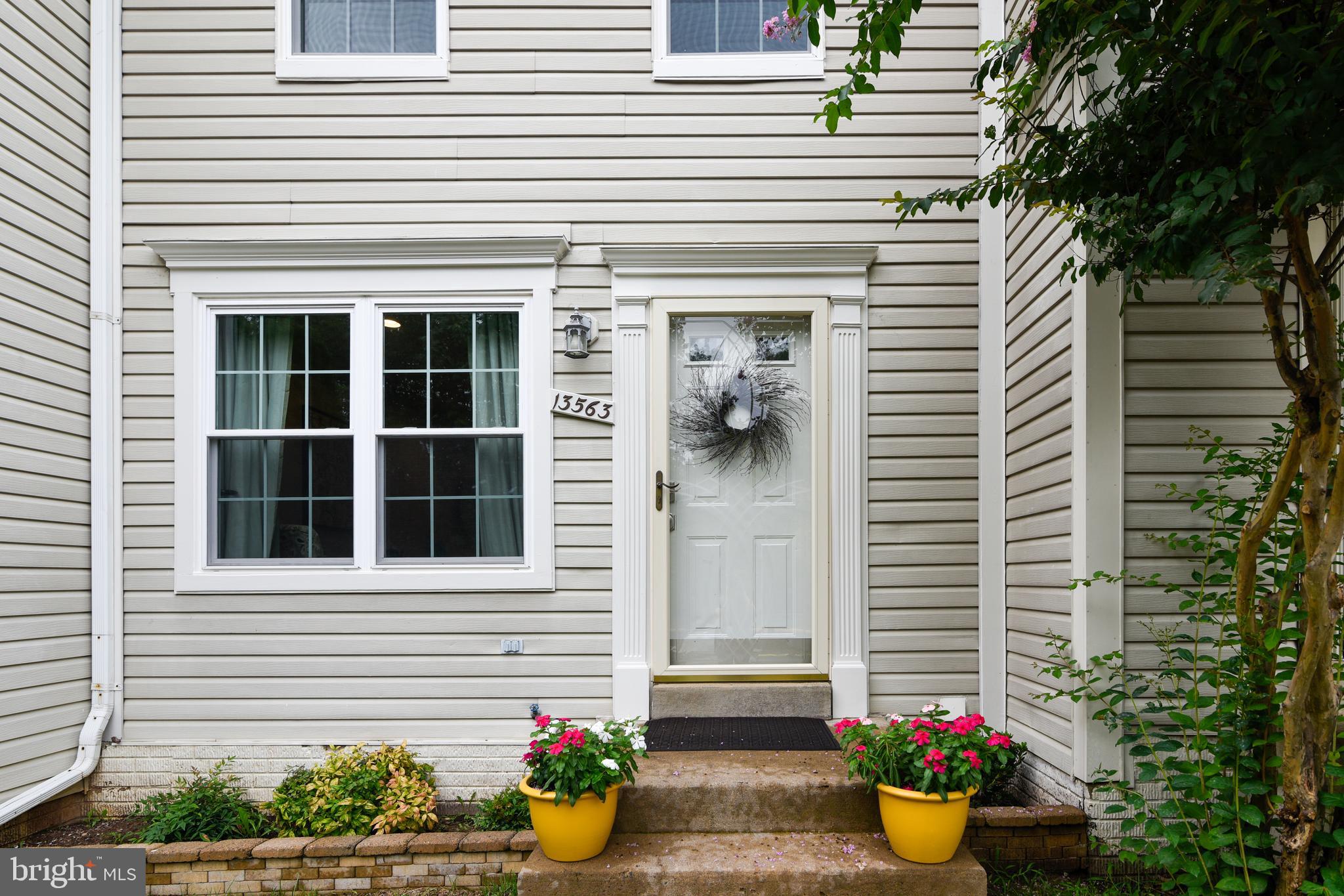 13563 Ruddy Duck Road Clifton, VA 20124 - Photo 2 of 54 Gallery Image 2