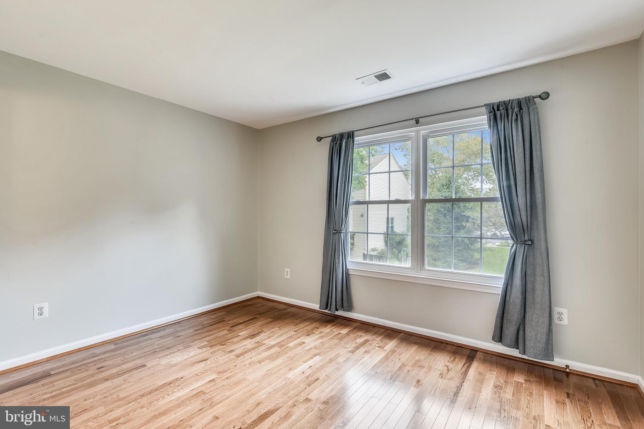 13563 Ruddy Duck Road Clifton, VA 20124 - Photo 20 of 54 Master Bedroom