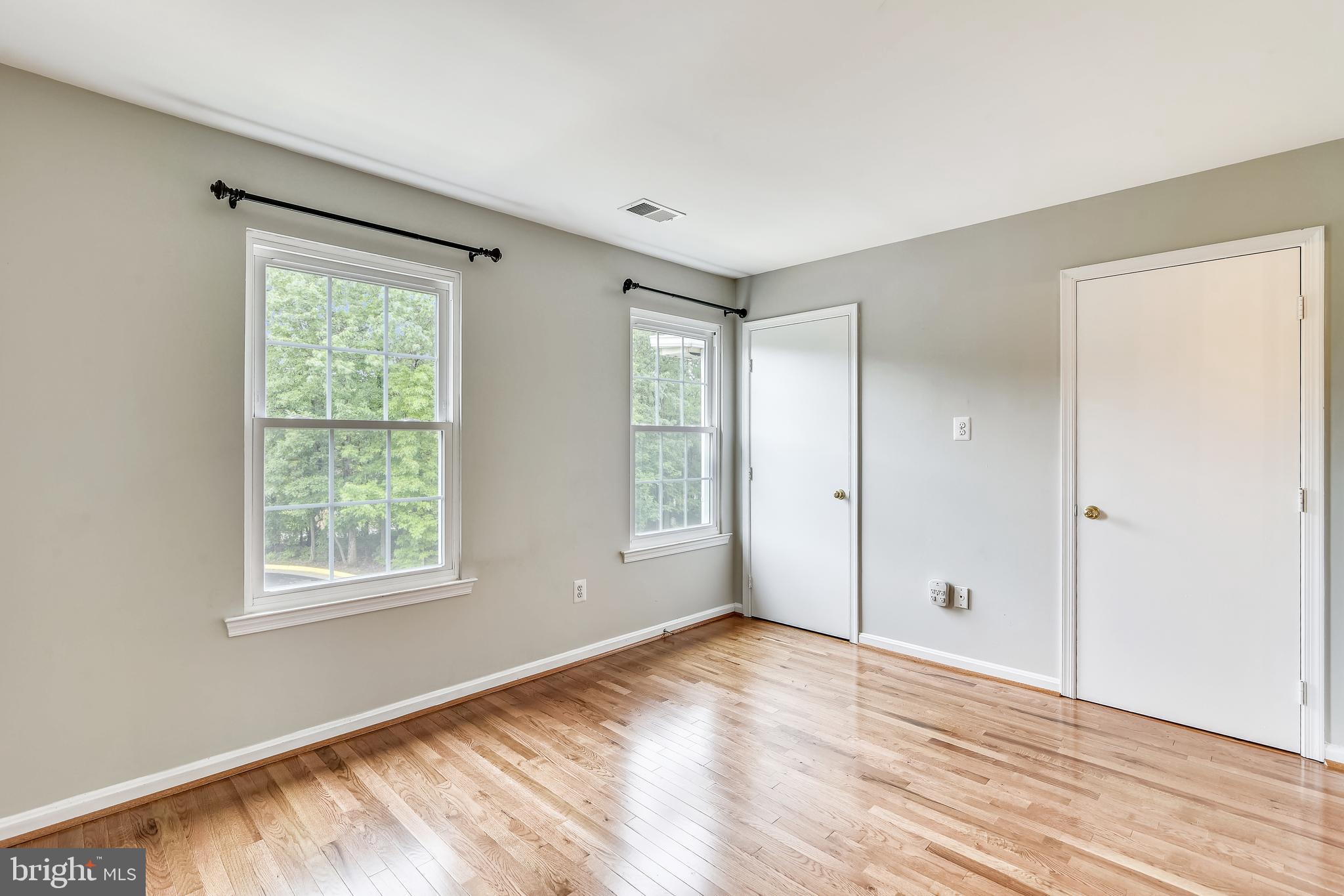13563 Ruddy Duck Road Clifton, VA 20124 - Photo 27 of 54 Bright & Spacious 2nd Bedroom