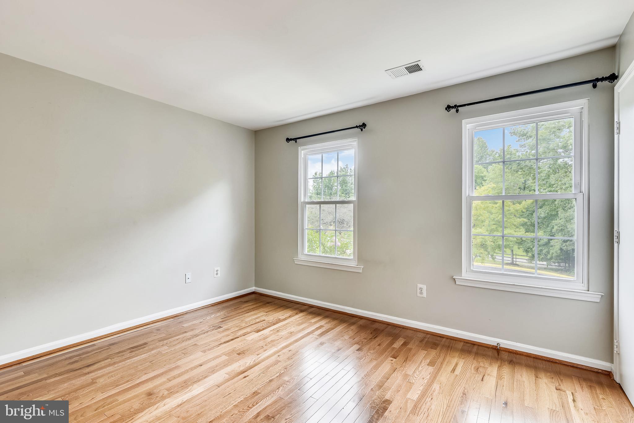 13563 Ruddy Duck Road Clifton, VA 20124 - Photo 28 of 54 2nd Bedroom