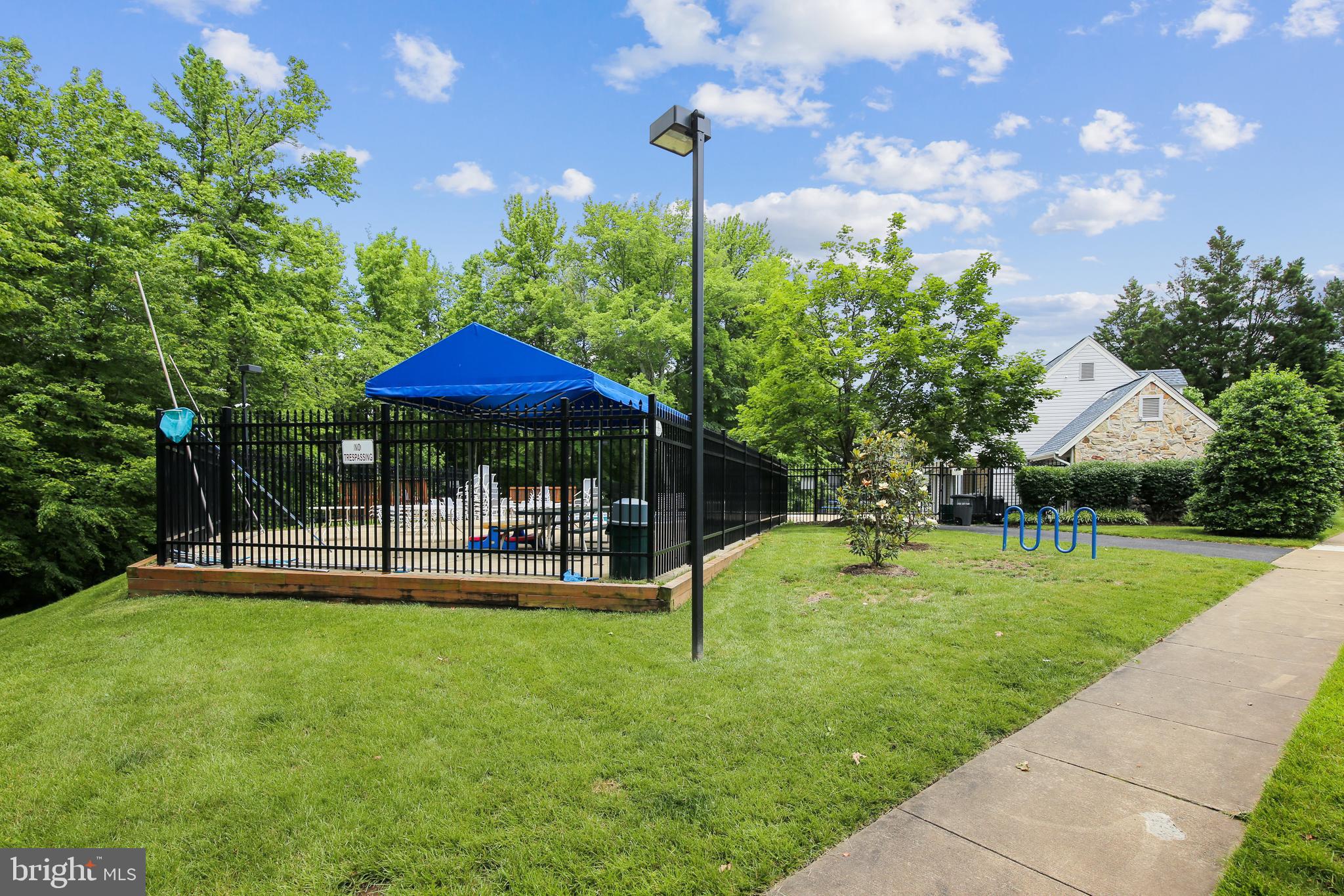13563 Ruddy Duck Road Clifton, VA 20124 - Photo 52 of 54 Pool located just a block away!