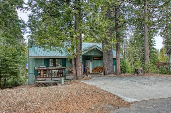 $524,900 | 41150 Woodridge Lane, Shaver Lake, CA 93664