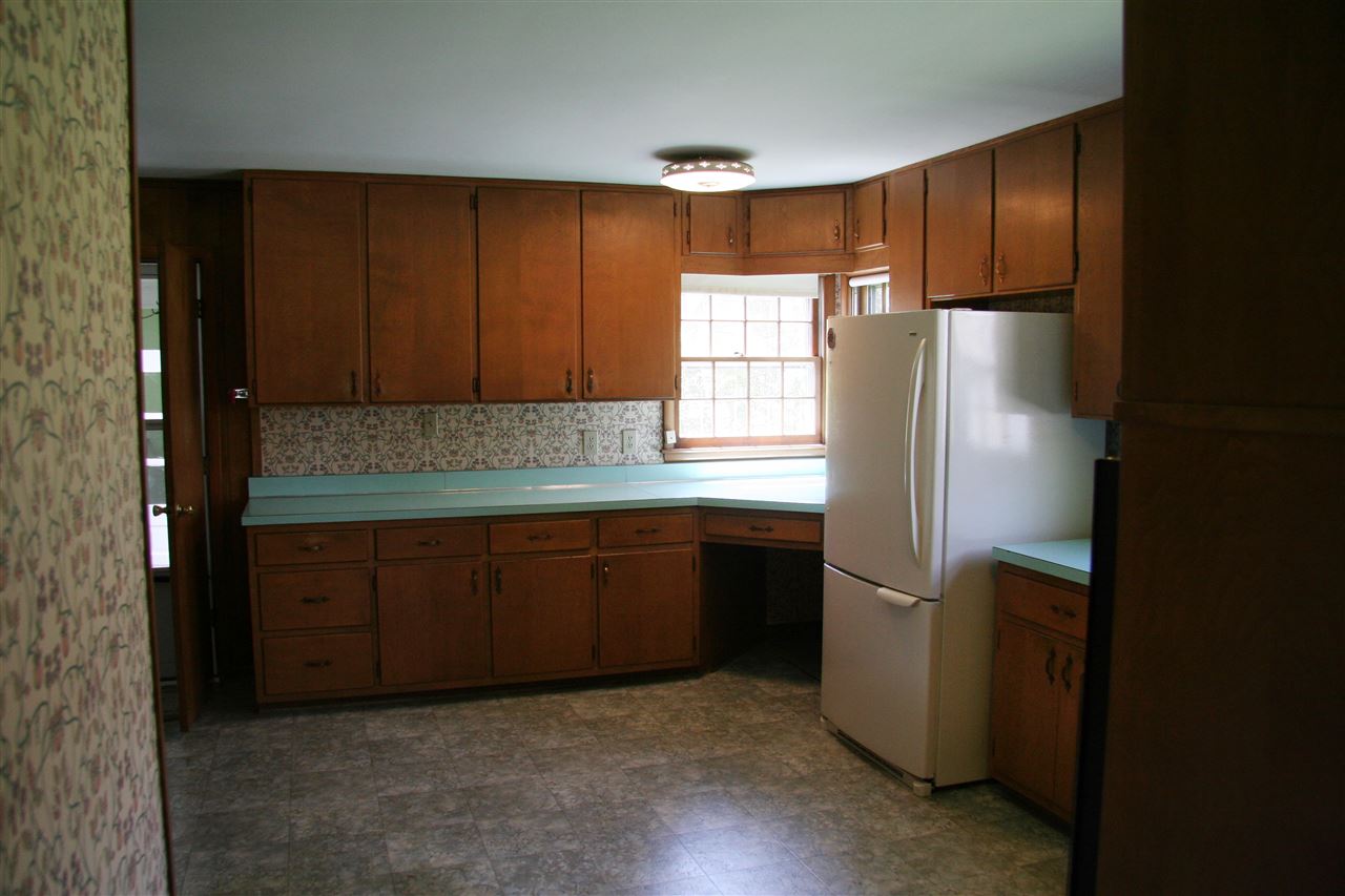 1330 South Valley Forge Road Bloomington, IN 47401 - Photo 12 of 36