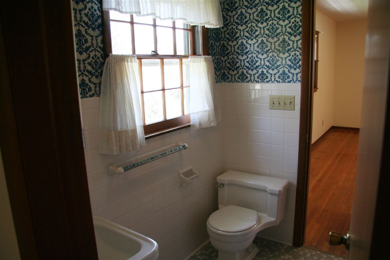 1330 South Valley Forge Road Bloomington, IN 47401 - Photo 21 of 36