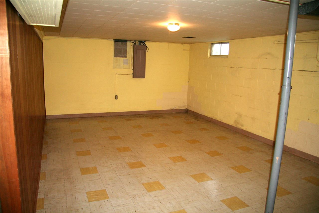 1330 South Valley Forge Road Bloomington, IN 47401 - Photo 30 of 36