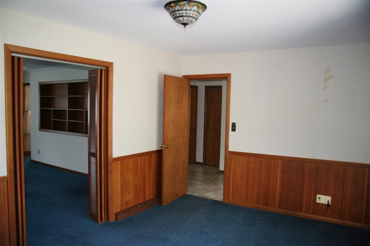 1330 South Valley Forge Road Bloomington, IN 47401 - Photo 7 of 36