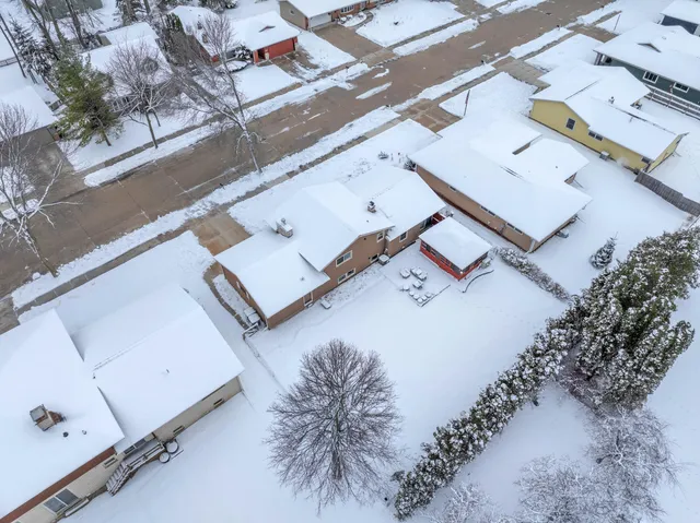 $387,000 | 2324 Silver Leaf Lane, Sheboygan, WI 53083