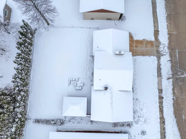 $387,000 | 2324 Silver Leaf Lane, Sheboygan, WI 53083