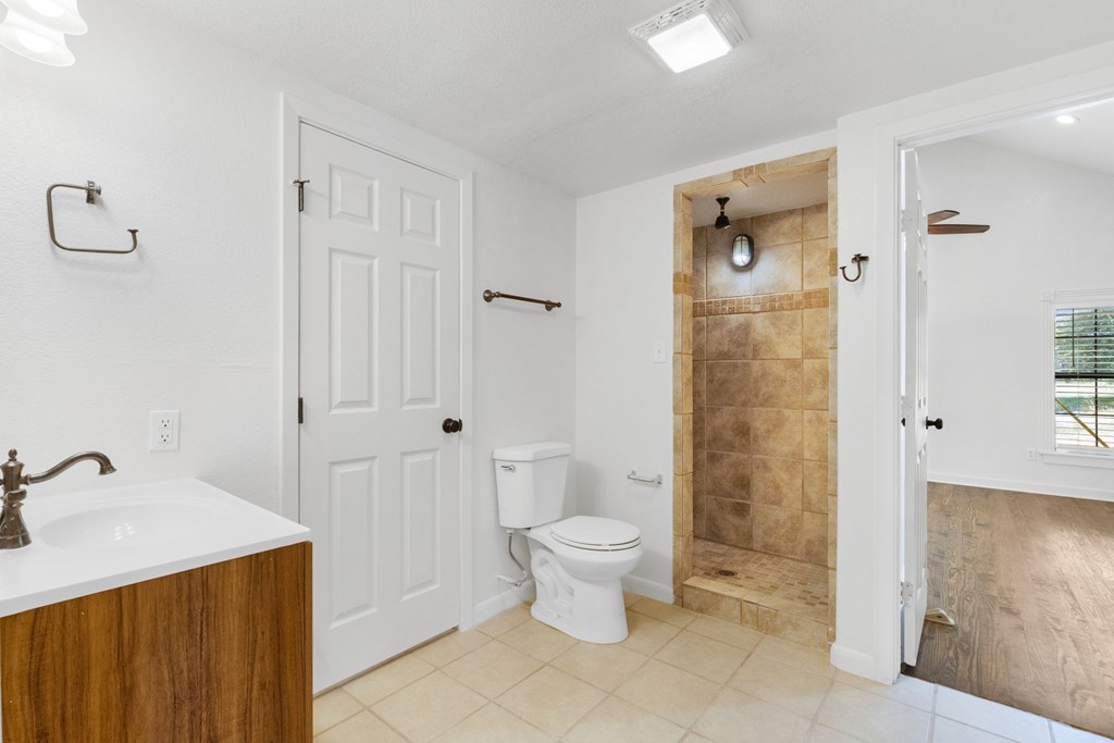 434 Gold-Schaefer Road Fredericksburg, TX 78624 - Photo 17 of 35