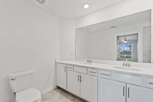 $2,300 | 12440 Wellen Golf Street, Unit 104, Venice, FL 34293