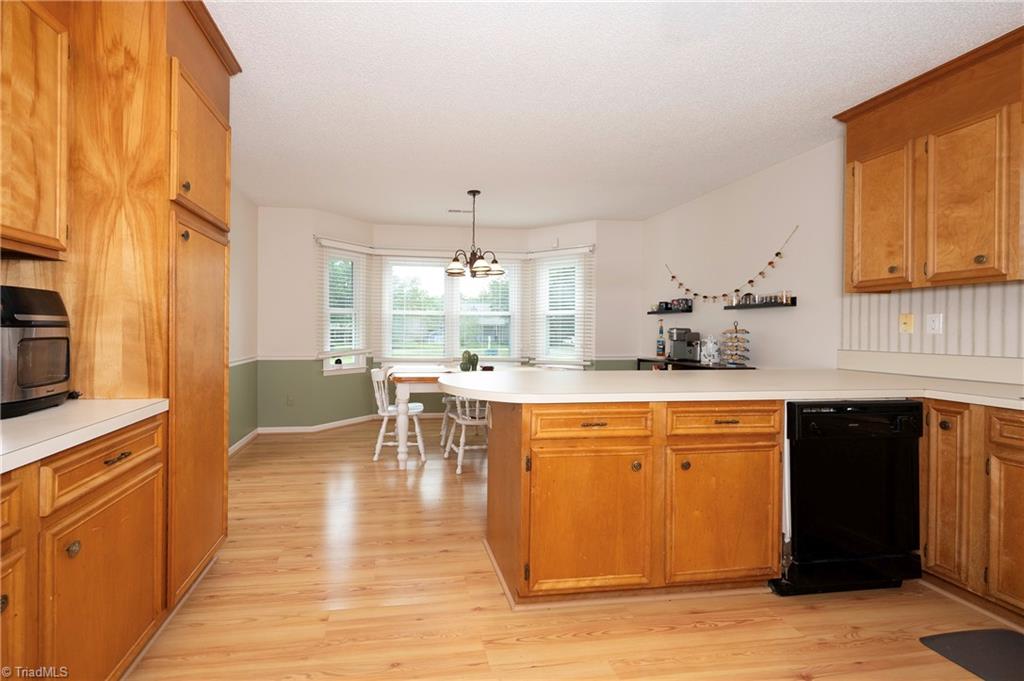 1113 Ridgecliff Drive Rural Hall, NC 27045 - Photo 11 of 35 Gallery Image 11