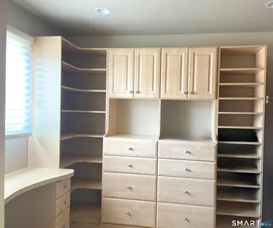 $2,095,000 | 2177 Cross Highway, Fairfield, CT 06824