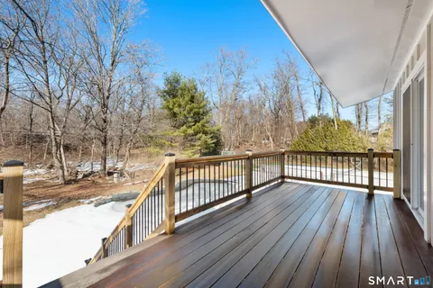 $2,095,000 | 2177 Cross Highway, Fairfield, CT 06824