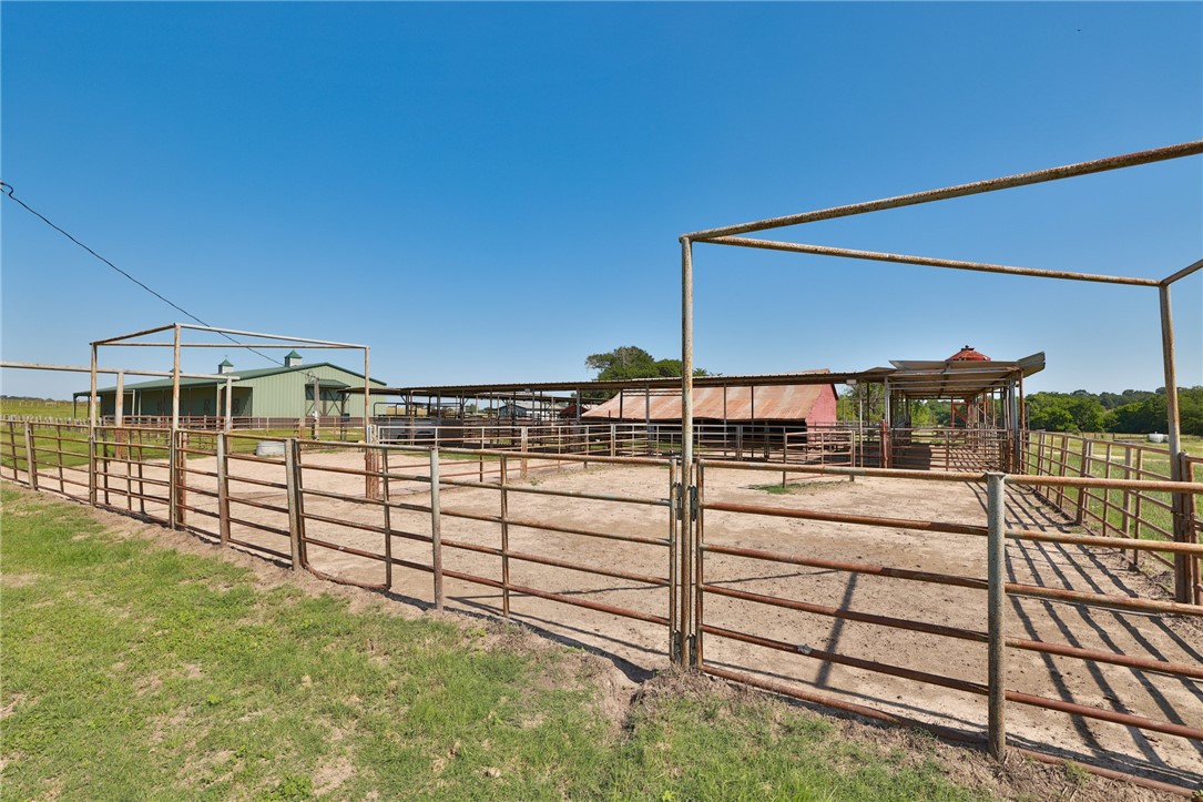 305 County Road 305 Navasota, TX 77868 - Photo 4 of 21 a view of a roof deck