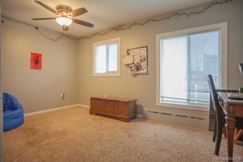20490 Karr Road Belleville, MI 48111 - Photo 29 of 38