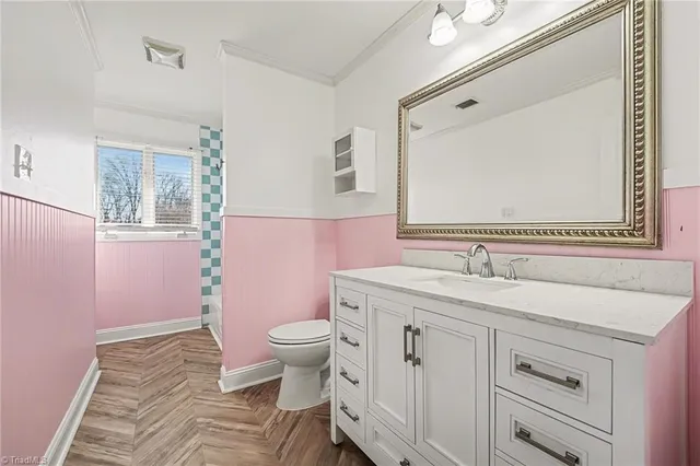 $363,000 | 914 Oakcrest Drive, Reidsville, NC 27320