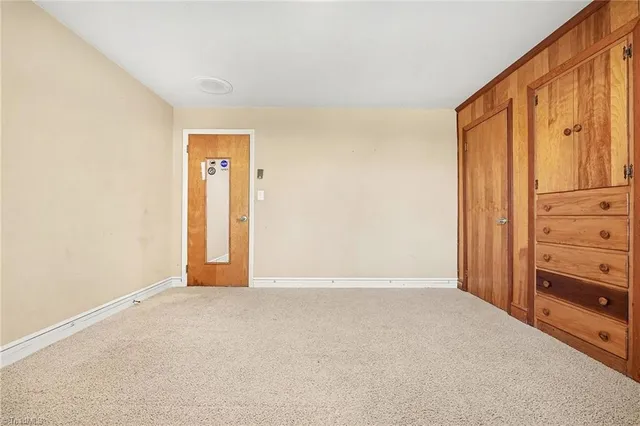 $363,000 | 914 Oakcrest Drive, Reidsville, NC 27320