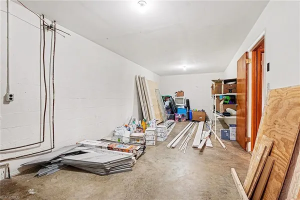 $345,000 | 914 Oakcrest Drive, Reidsville, NC 27320