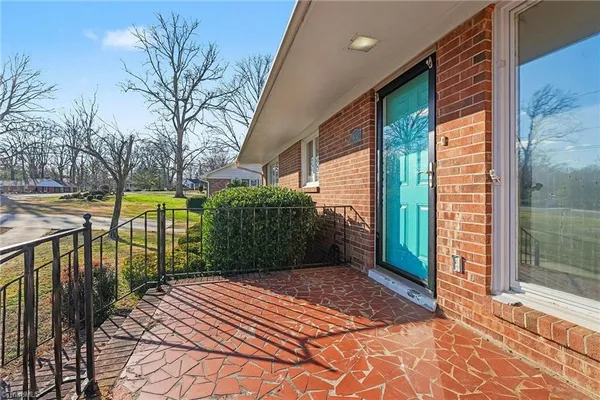 $345,000 | 914 Oakcrest Drive, Reidsville, NC 27320