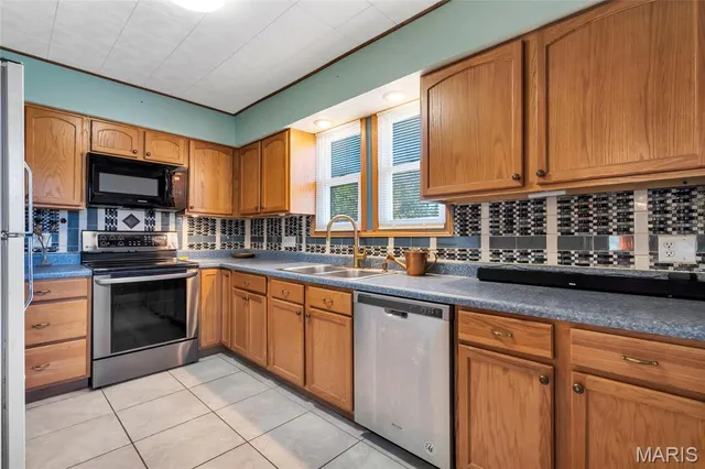 $170,000 | 1212 North Moreland Road, Moro, IL 62067