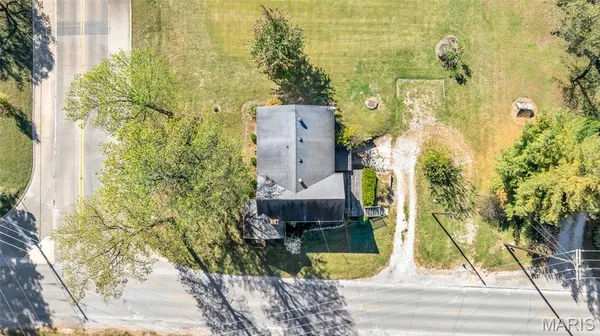 $170,000 | 1212 North Moreland Road, Moro, IL 62067