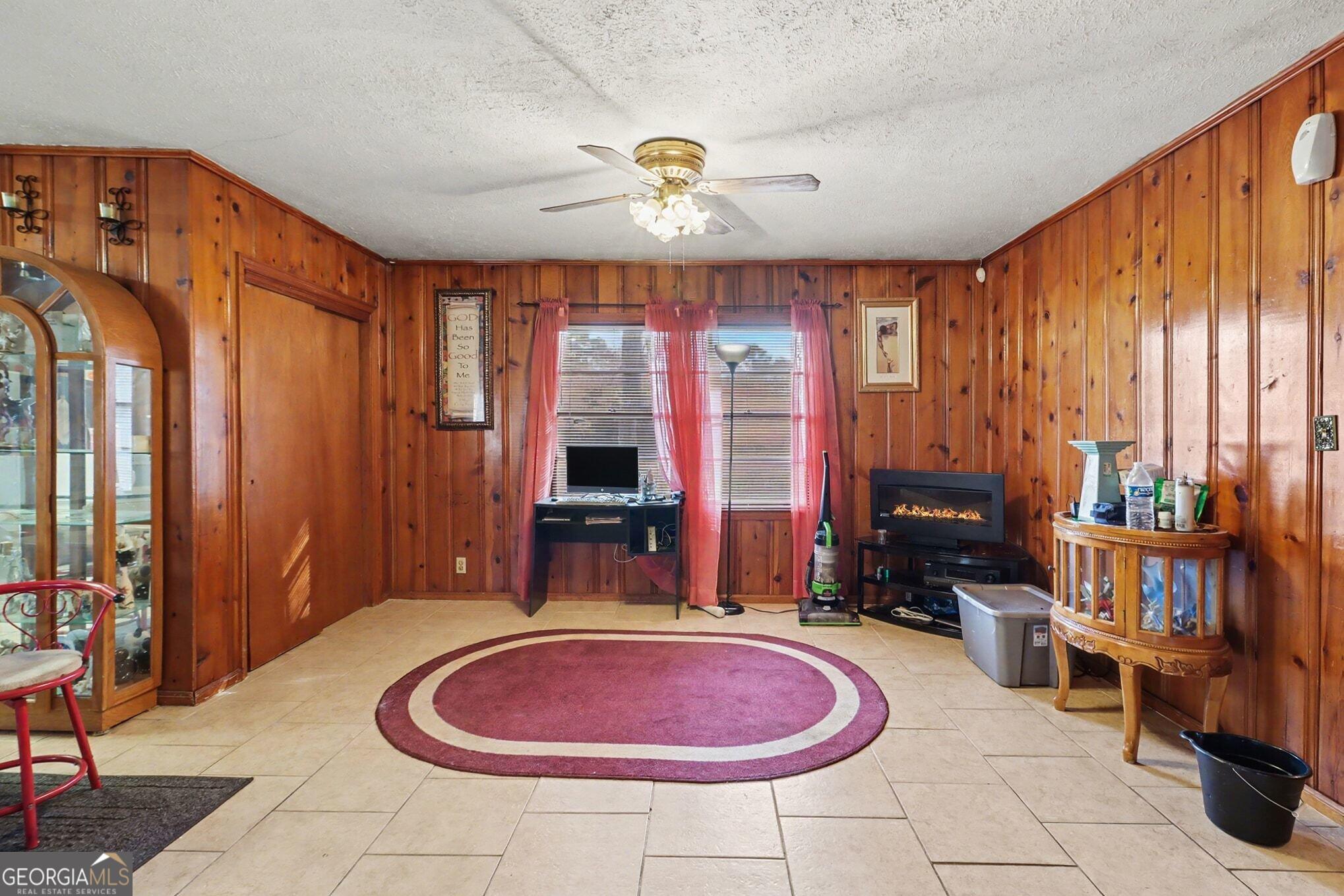 1551 Rex Road Morrow, GA 30260 - Photo 2 of 23