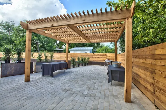 $1,425 | 924 East 51st Street, Unit 108, Austin, TX 78751