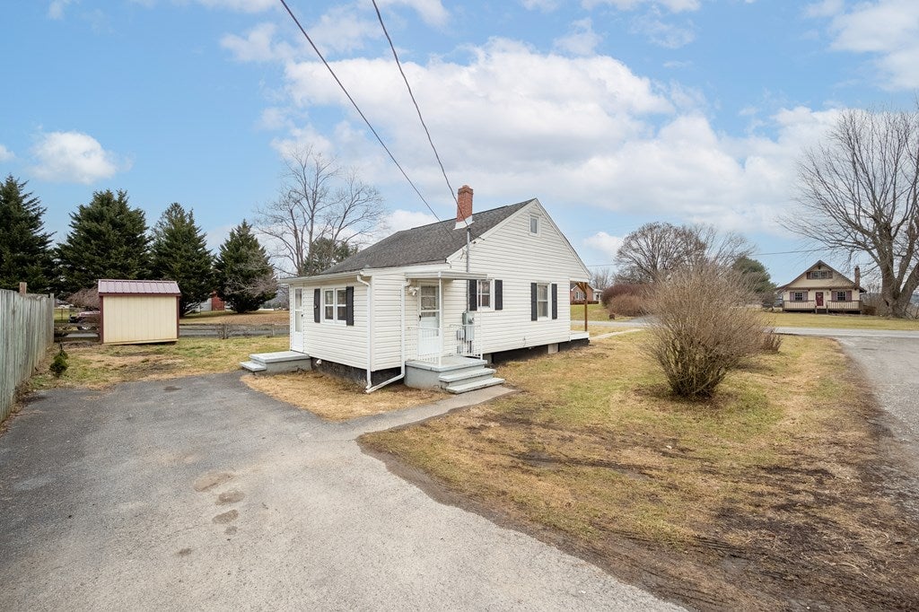 7585 Belspring Road Belspring, VA 24141 - Photo 31 of 40 Gallery Image 31