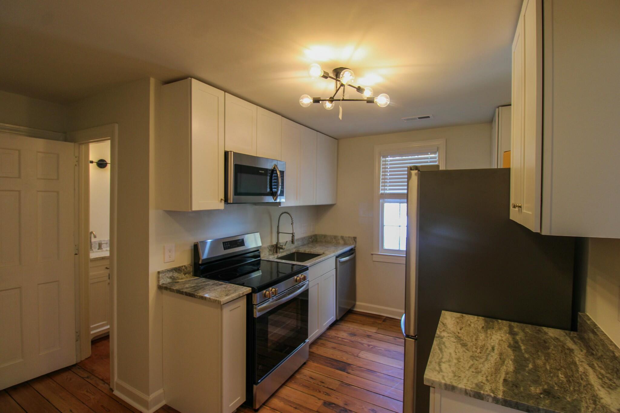 419 Whilden Street, Unit F Mount Pleasant, SC 29464 - Photo 3 of 12 tempImagerQlm33