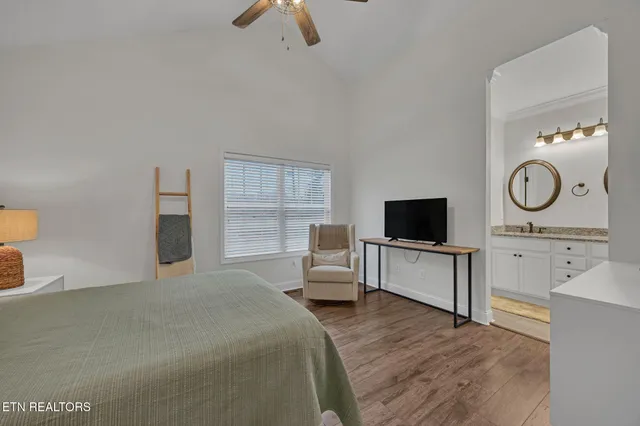 $279,900 | 127 West Cardin Street, Etowah, TN 37331