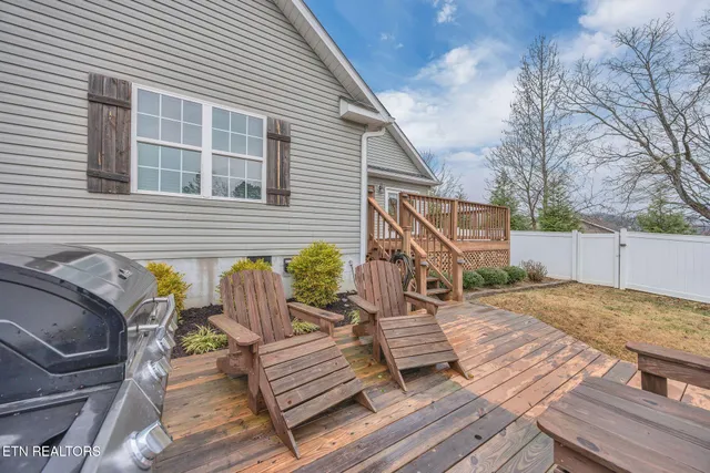 $279,900 | 127 West Cardin Street, Etowah, TN 37331