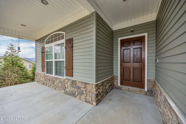 $279,900 | 127 West Cardin Street, Etowah, TN 37331