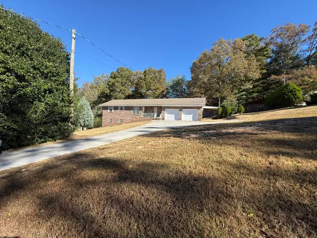 $370,000 | 8905 Apison Pike, Ooltewah, TN 37363