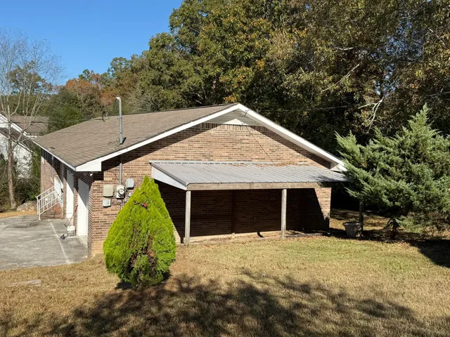 $370,000 | 8905 Apison Pike, Ooltewah, TN 37363