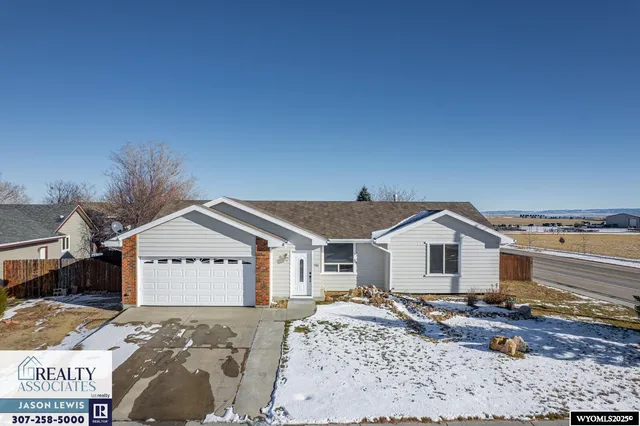 $399,000 | 5301 Pawnee Circle, Bar Nunn, WY 82601