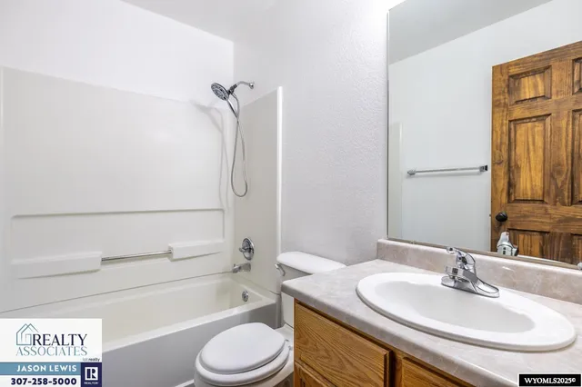 $399,000 | 5301 Pawnee Circle, Bar Nunn, WY 82601