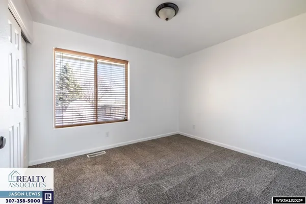 $394,000 | 5301 Pawnee Circle, Bar Nunn, WY 82601