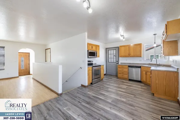 $394,000 | 5301 Pawnee Circle, Bar Nunn, WY 82601