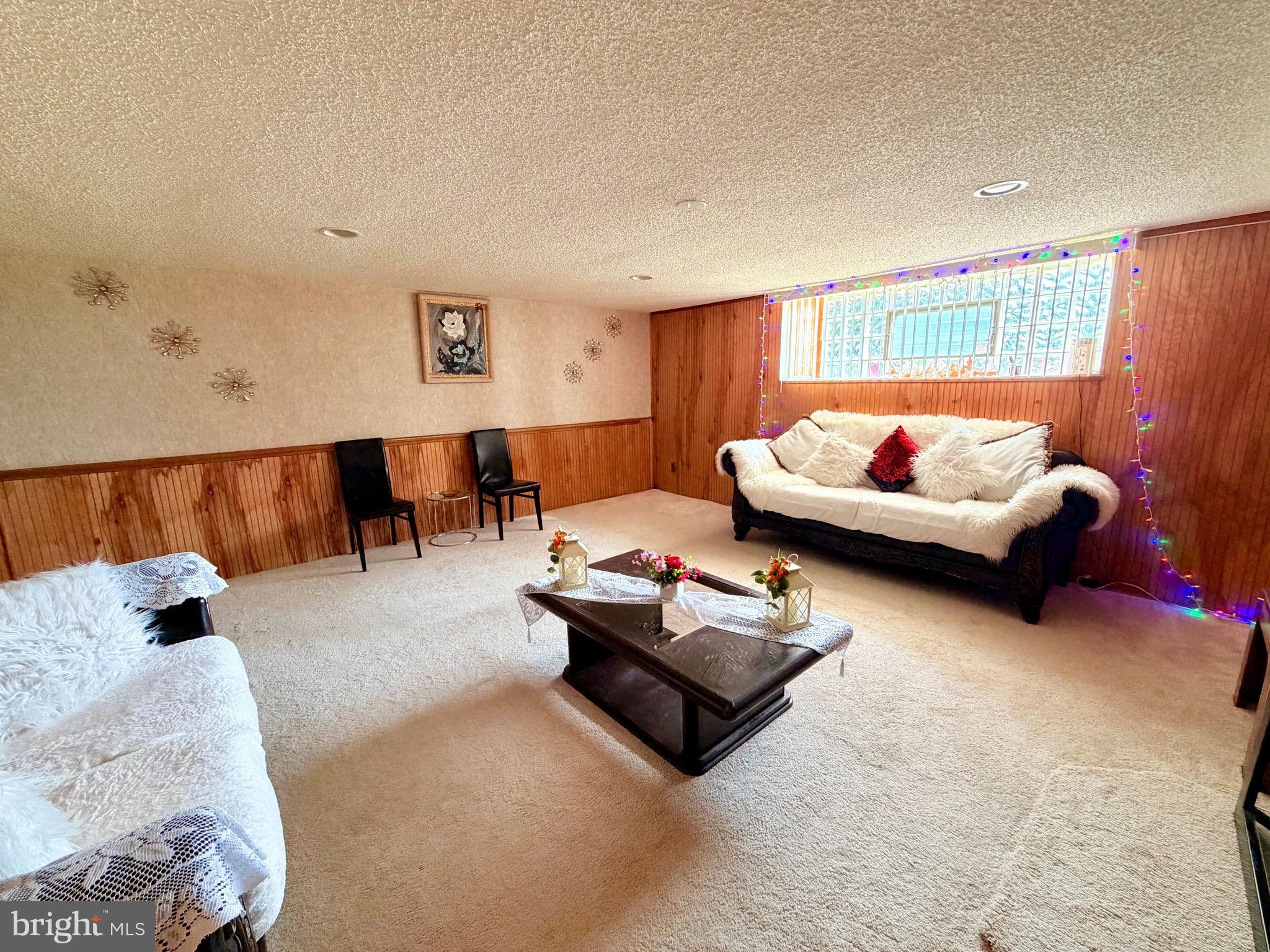 1437 Napfle Avenue Philadelphia, PA 19111 - Photo 25 of 43