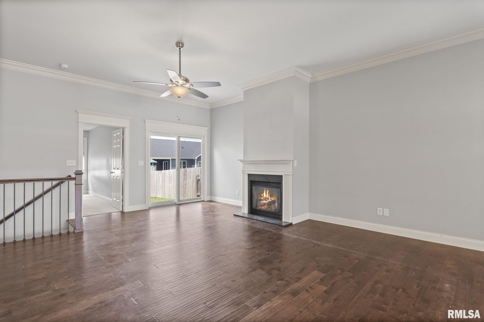 4631 Thompson Road Springfield, IL 62711 - Photo 4 of 21