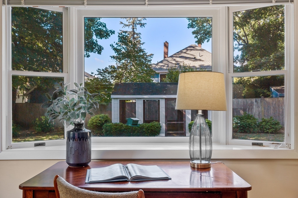 16 Carmel Road Andover, MA 01810 - Photo 6 of 40 Gallery Image 6