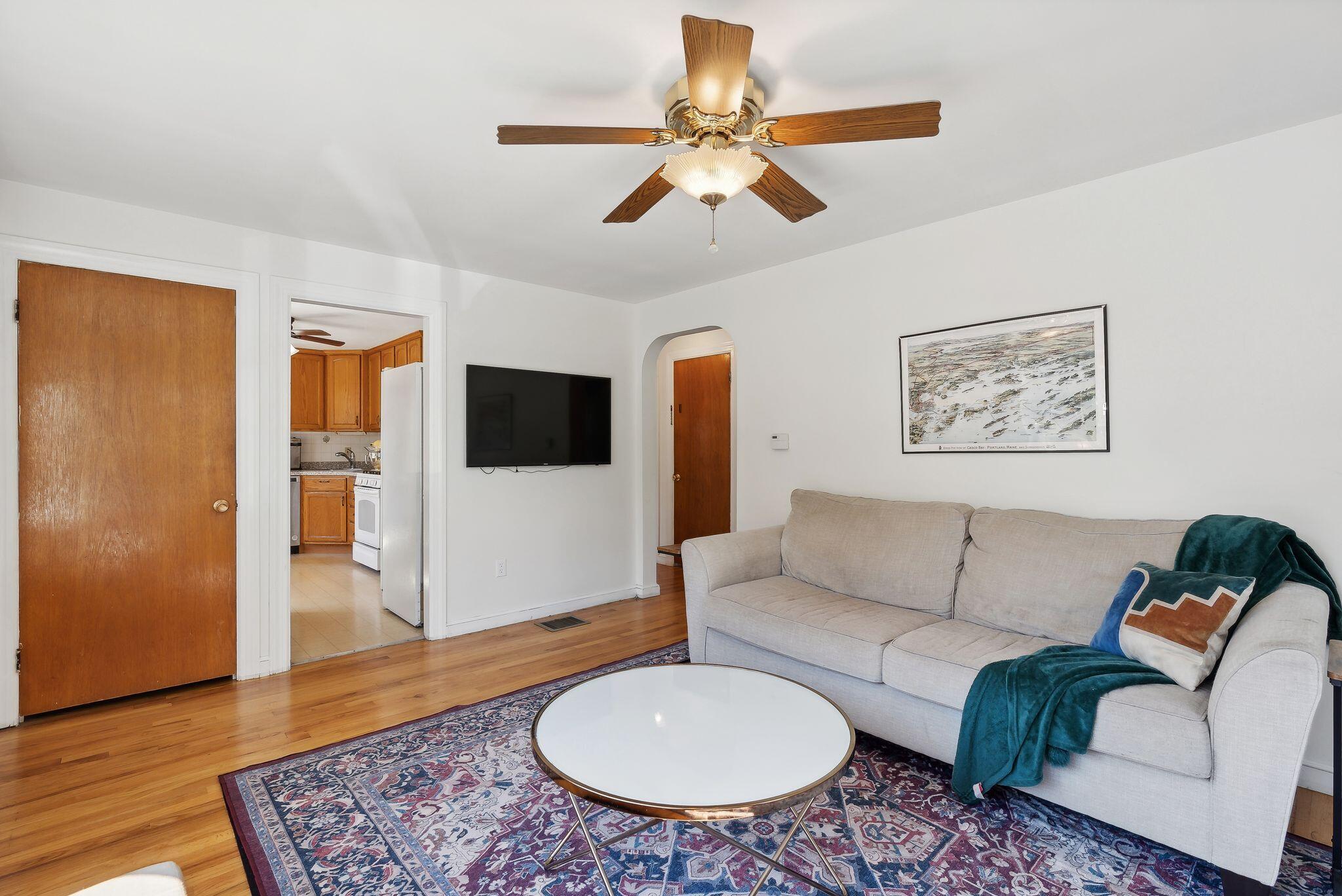 111 Bonnybriar Road South Portland, ME 04106 - Photo 14 of 41 16_DSC07833