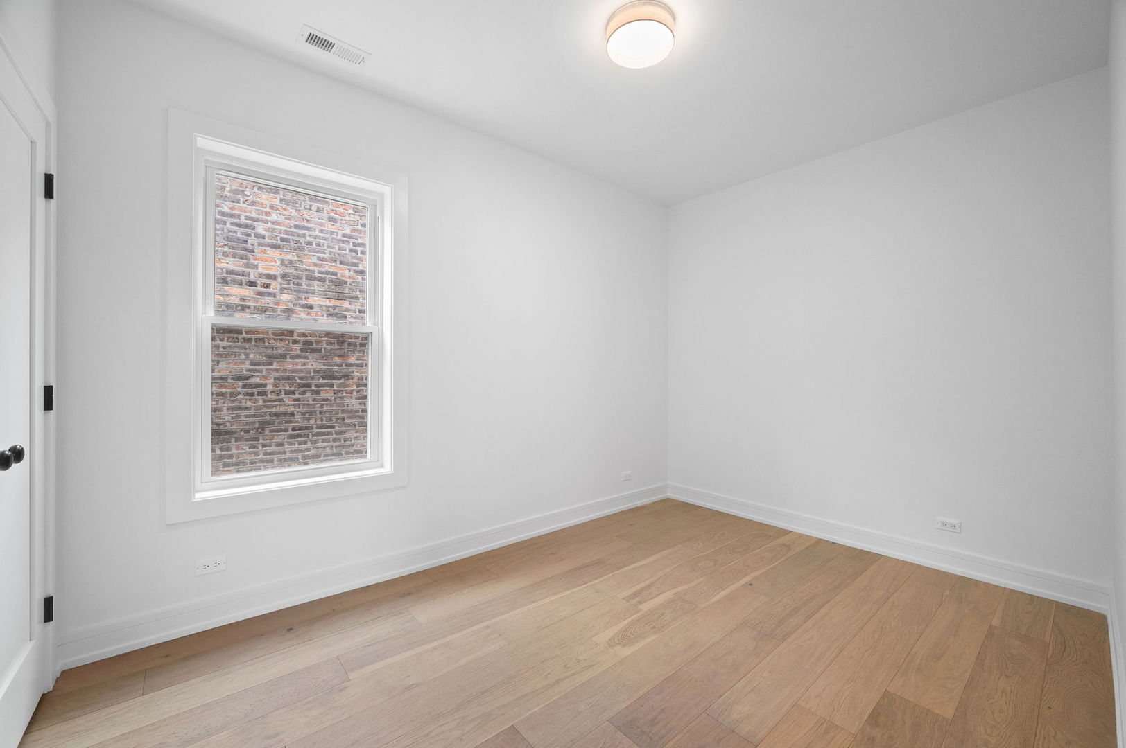 3941 North Spaulding Avenue Chicago, IL 60618 - Photo 25 of 33