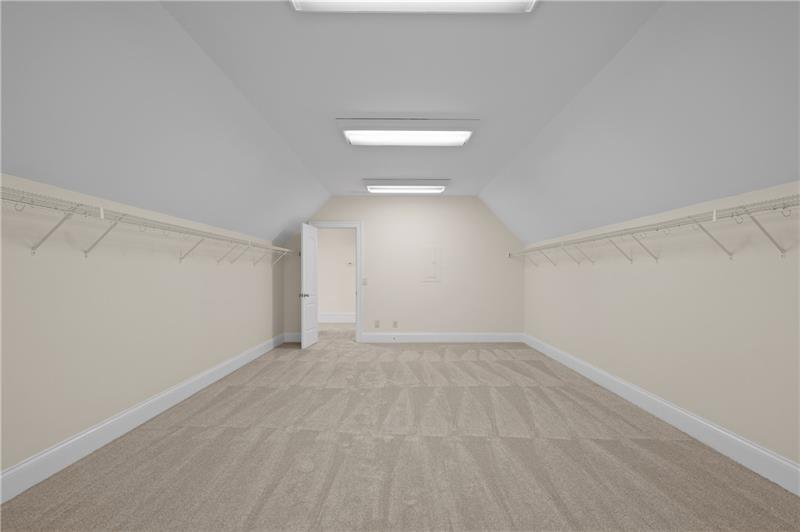 3880 Stratford Walk Circle Atlanta, GA 30342 - Photo 38 of 54 Gallery Image 38