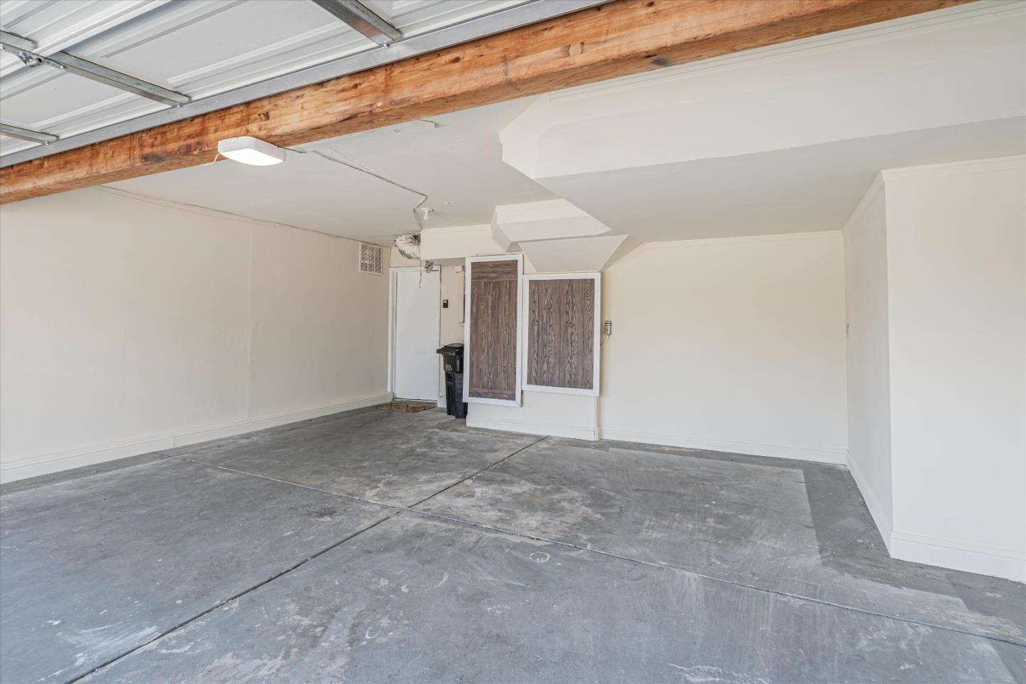 1933 Edgestone Circle San Jose, CA 95122 - Photo 33 of 40 a view of a big room