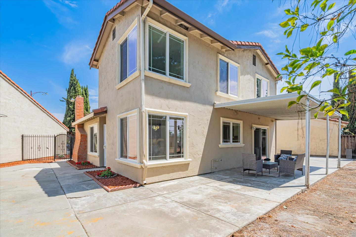 1933 Edgestone Circle San Jose, CA 95122 - Photo 38 of 40 a view of a house with a patio