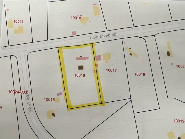 $99,900 | 201 Hampstead Road, Derry, NH 03038