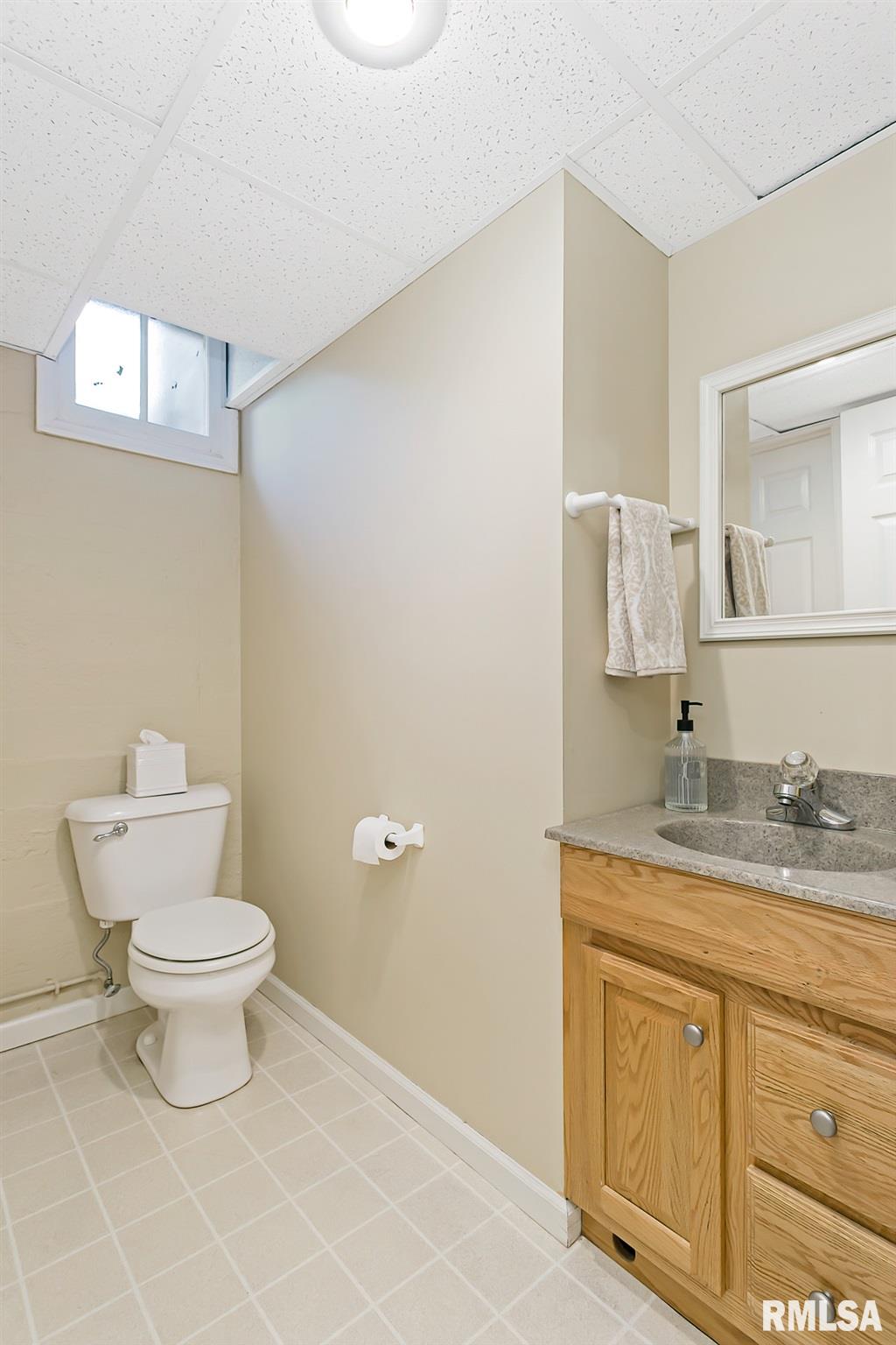 307 Forest Road Davenport, IA 52803 - Photo 42 of 48 Gallery Image 42